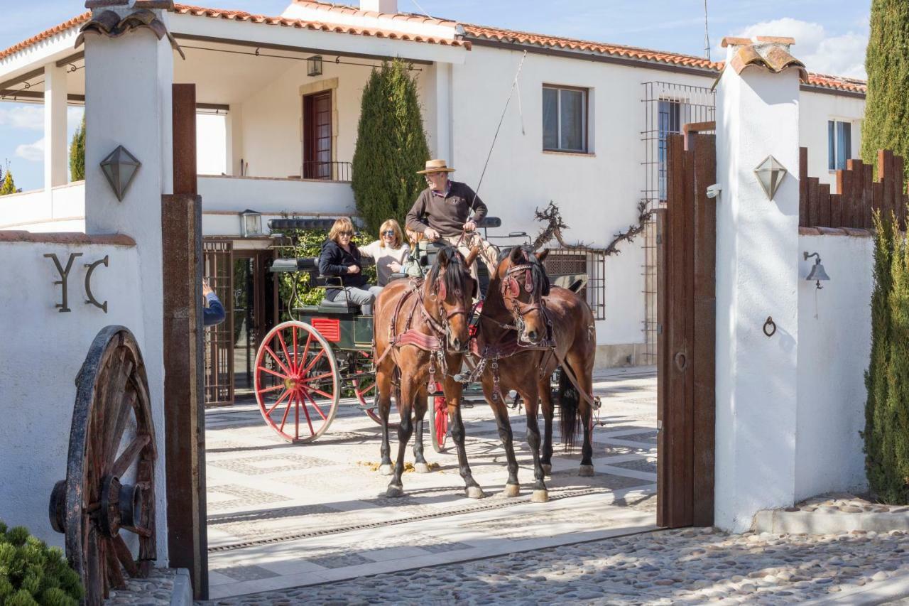 Hearts & Ponies Apartamentos Con Piscinas Privadas Cerca De La Warner Chinchón Kültér fotó